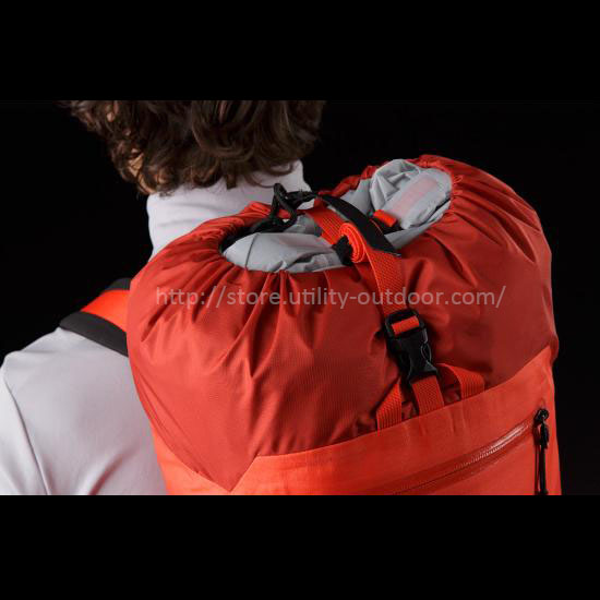 Alpha-FL-30-Backpack-Cayenne-Top-Access_small
